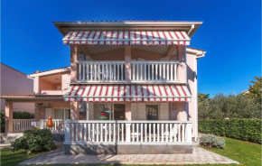 Awesome Home In Vodnjan With Kitchen